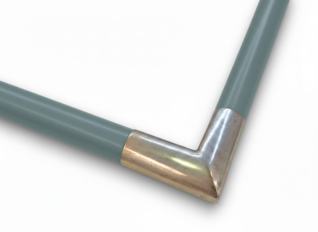 Méplat 25, Couleur angles or blanc